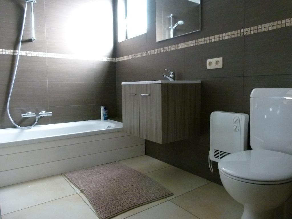 Espace Bien Etre Et Spa Libin Ruang foto