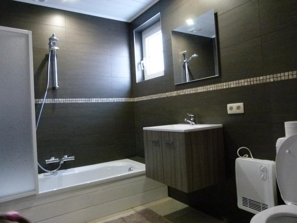 Espace Bien Etre Et Spa Libin Ruang foto